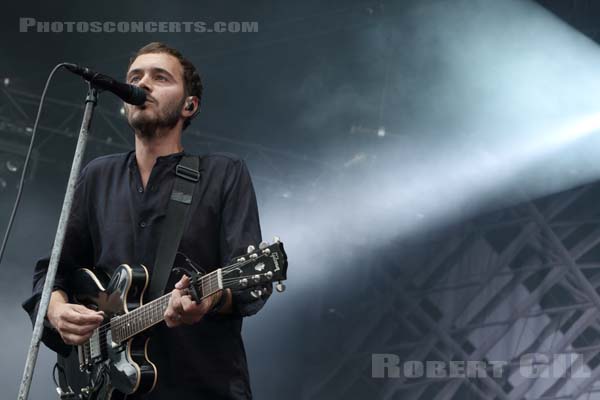 EDITORS - 2017-07-23 - PARIS - Hippodrome de Longchamp - Main Stage 1 - Thomas Michael Henry Smith